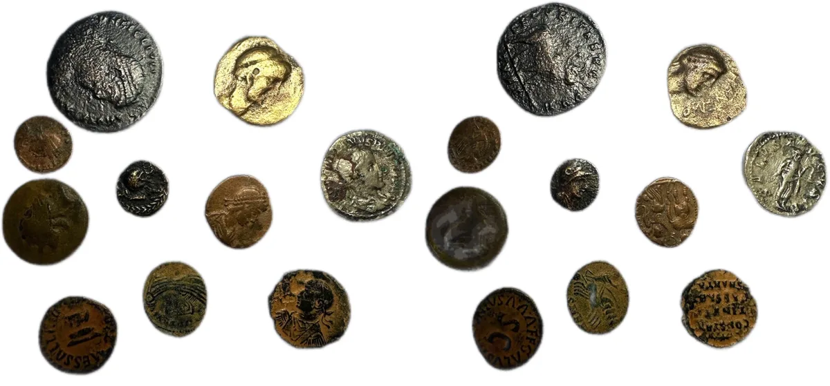 Lot of 10 coins as shown