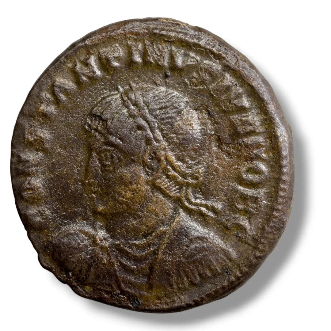 Constantine I – AE3 Follis AD 324-329