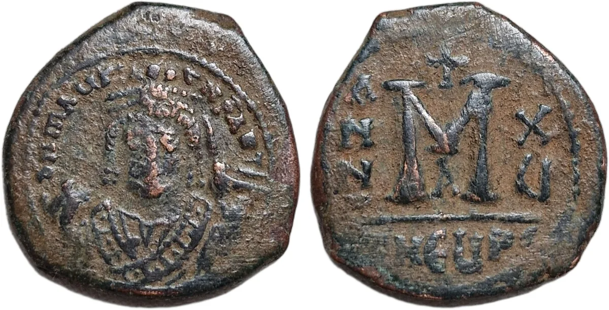 Maurice Tiberius (582-602), Follis, RY 15 (596/597),