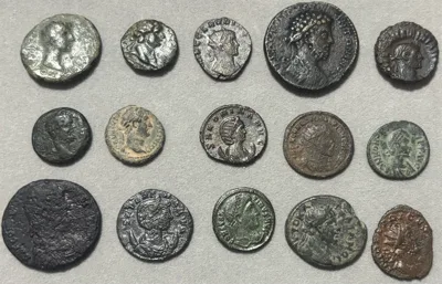 Lot of 15 Roman bronze - 13 emperors & 2 empresses - Rare Commodus etc.
