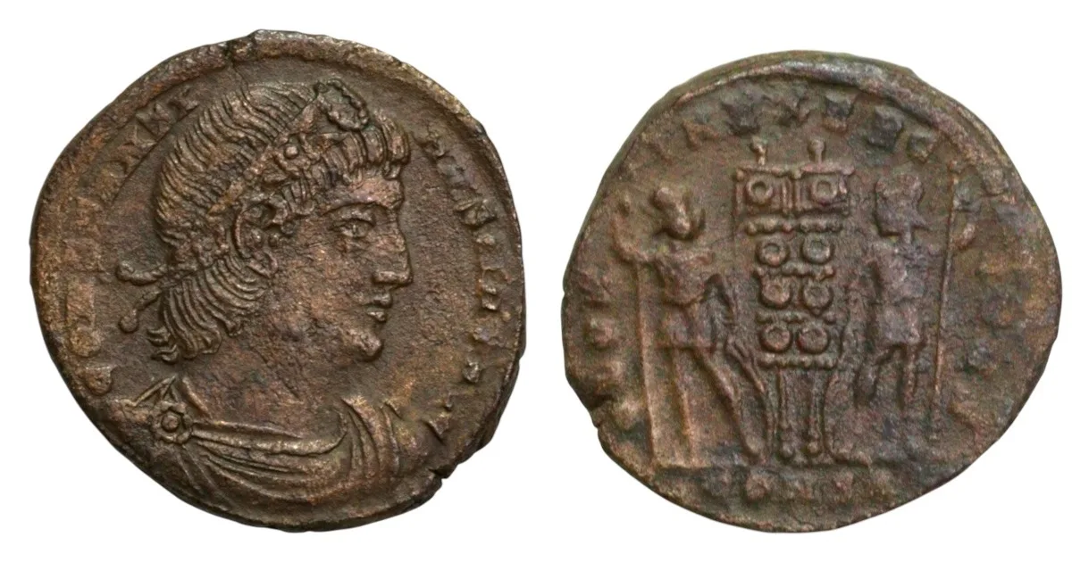 Constantine I the Great AD 330-335 AE3 19mm 2.4g GLORIA EXERCITVS Two Soldiers Two Standards – VF