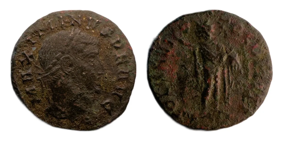 Maximinus II Daia — Follis, SOLI INVICTO COMITI, Ticinum