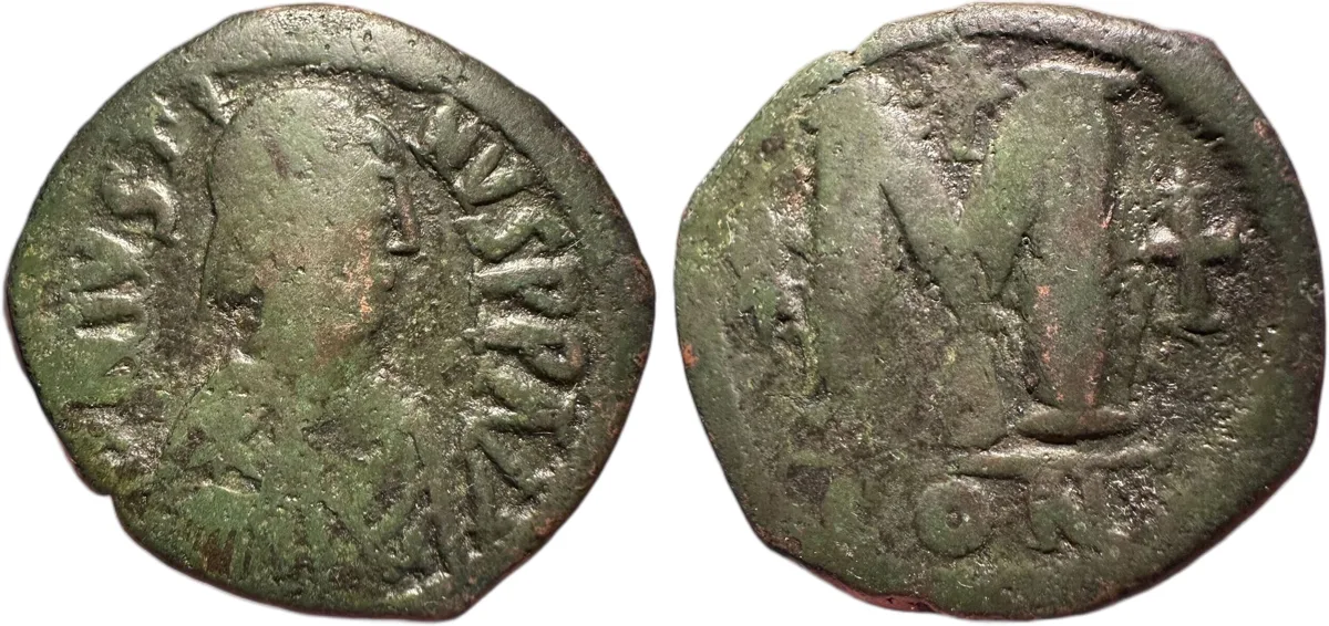Justin 1 - Follis - Constantinople - SB 63
