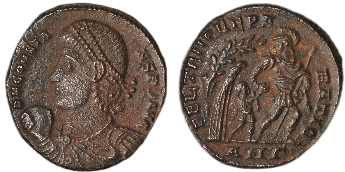 Emperor: Constans; Denomination: reduced AE2; Metal: bronze; Reign