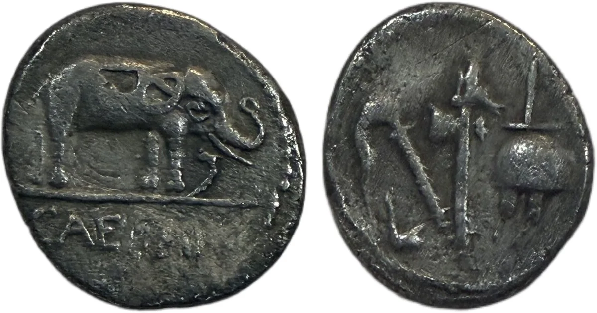 Julius Caesar. 49–44 BC. AR Denarius Military Mint