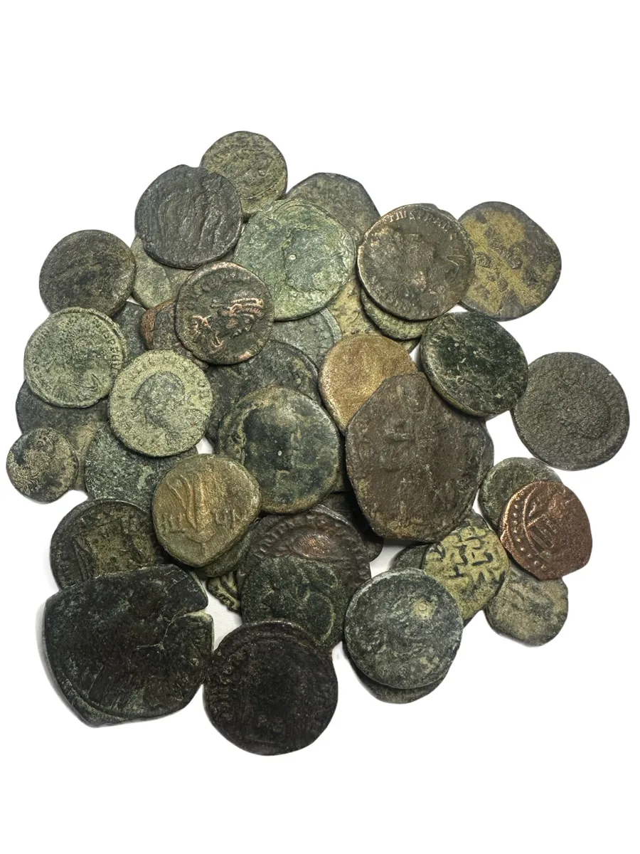 Lot of > 50 mainly Roman and Byzantine Coins