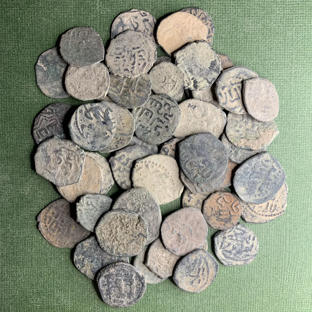Lot of 50 Islamic coins