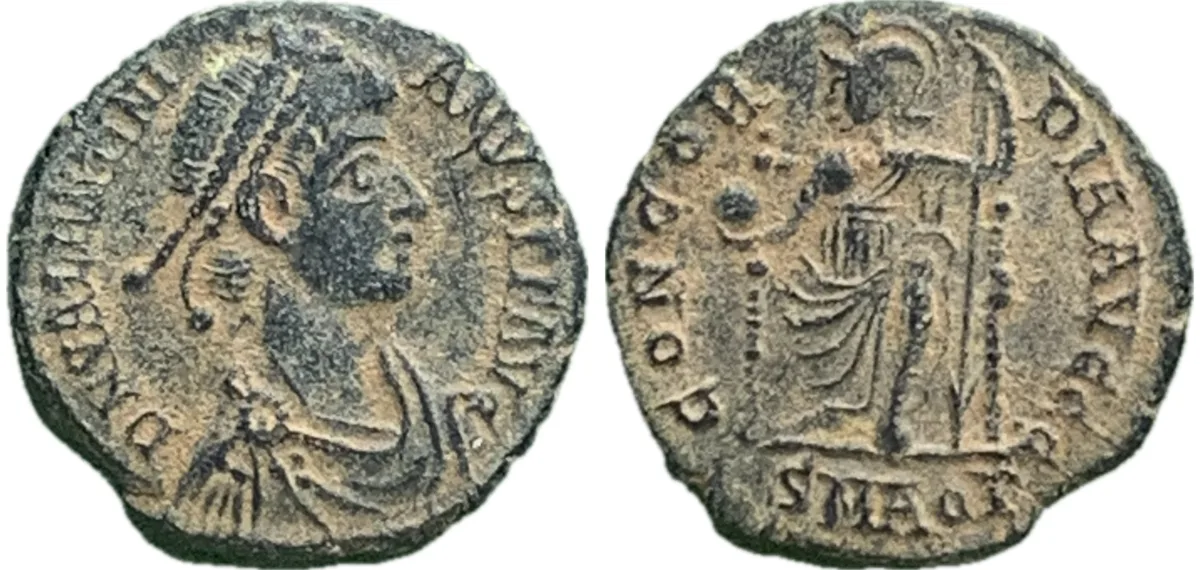 Valentinianus II - Nummus - Aquileia