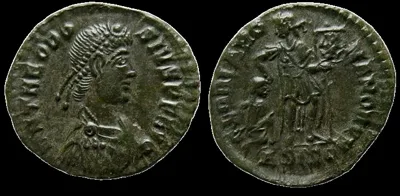 Roman Theodosius I. 379-395 AD (Struck 384-387 AD) Æ 19mm 2.55gm Maiorina, Siscia, Sharply struck on nice full flan. Dark green patina. Ch AU