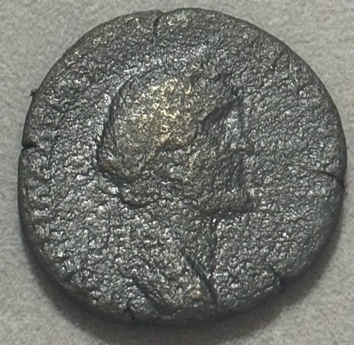 Antoninus Pius 138-161 Thrace. Topirus. RARE ARCHITECTURAL TYPE only 2 in RPC