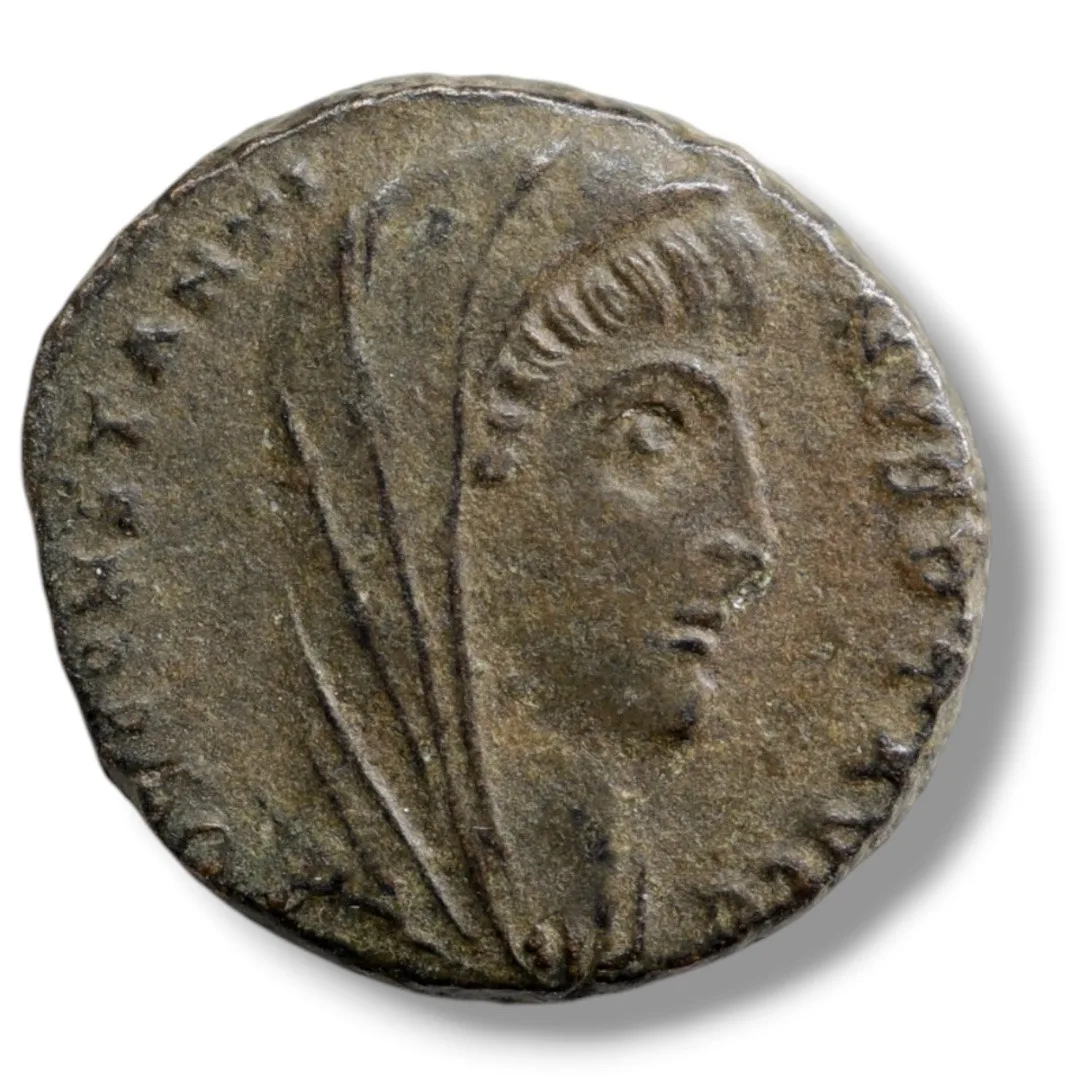 Divus Constantine I – AE4 (1.9g) – VN MR – Veneranda Memoria – c. 337-340 AD
