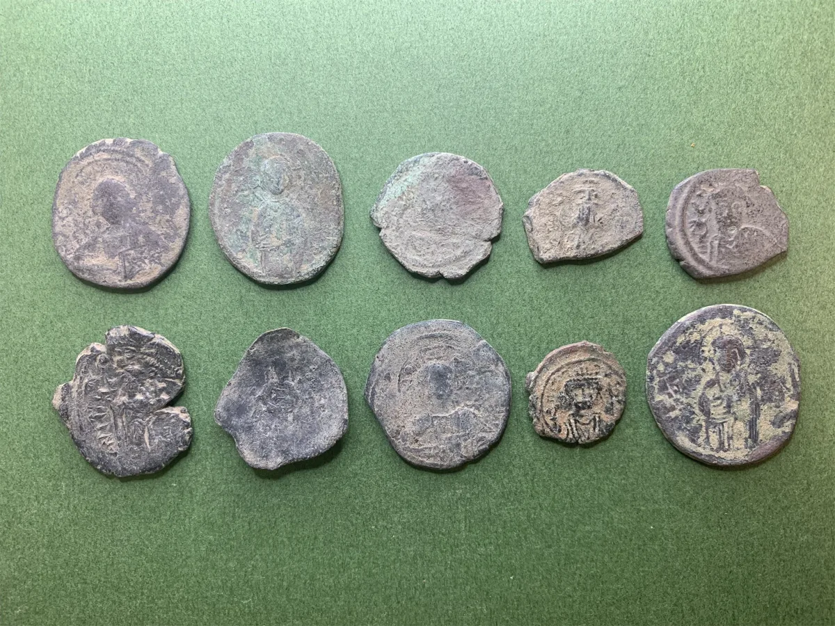 Lot of 10 Byzantines coins
