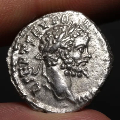 Septimius Severus Denarius 196AD Laodicea FORTA REDVC Reverse Variety Rare