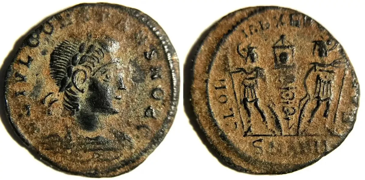 Constans AE4 Bronze Coin | Antioch Mint | 1.5g, 15mm | GLORIA EXERCITVS