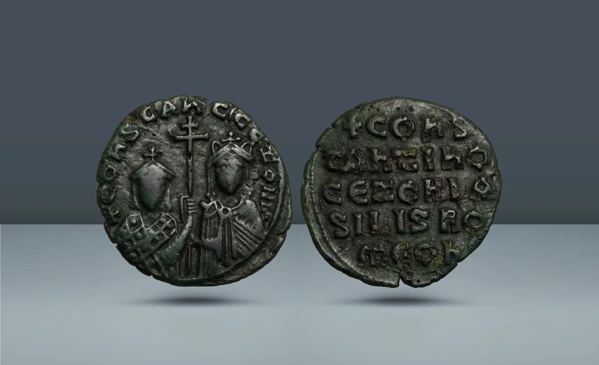 Byzantine Empire. Constantine VII and Romanus I, with Zoe, 913-959 AD  Constantinople, c. 914-919 AD