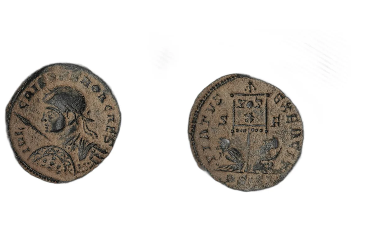 Emperor Crispus; denomination AE3; bronze; reign as Caesar; struck