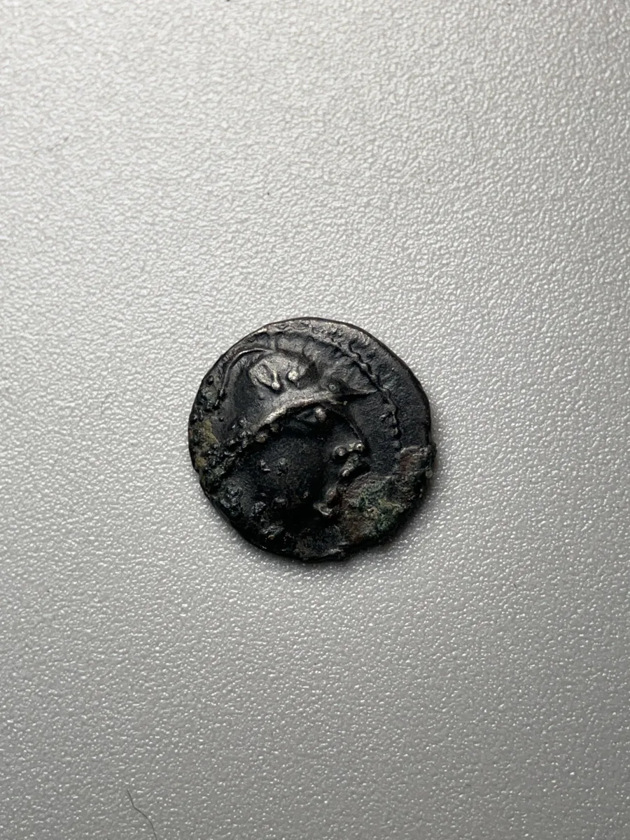 Early Skythians Anonymous Eukratides imitative obol, 0.66g, 200-100 B.C