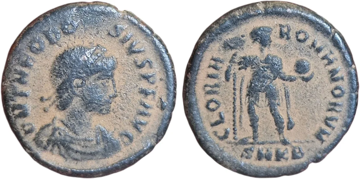 Theodosius I (379-395) AE Follis