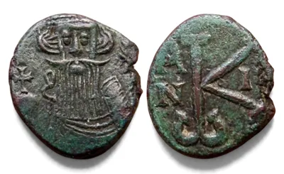 Constant II, AD 641-668. Æ Half Follis (5.17 g), Syracuse, IY 10 = 651/2. DOC 183