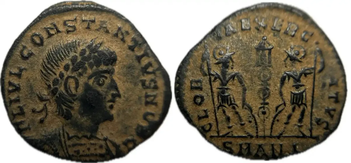 Constantius II AE4 | Rv. Soldiers and Standards | Antioch Mint | 14mm, 1.5g