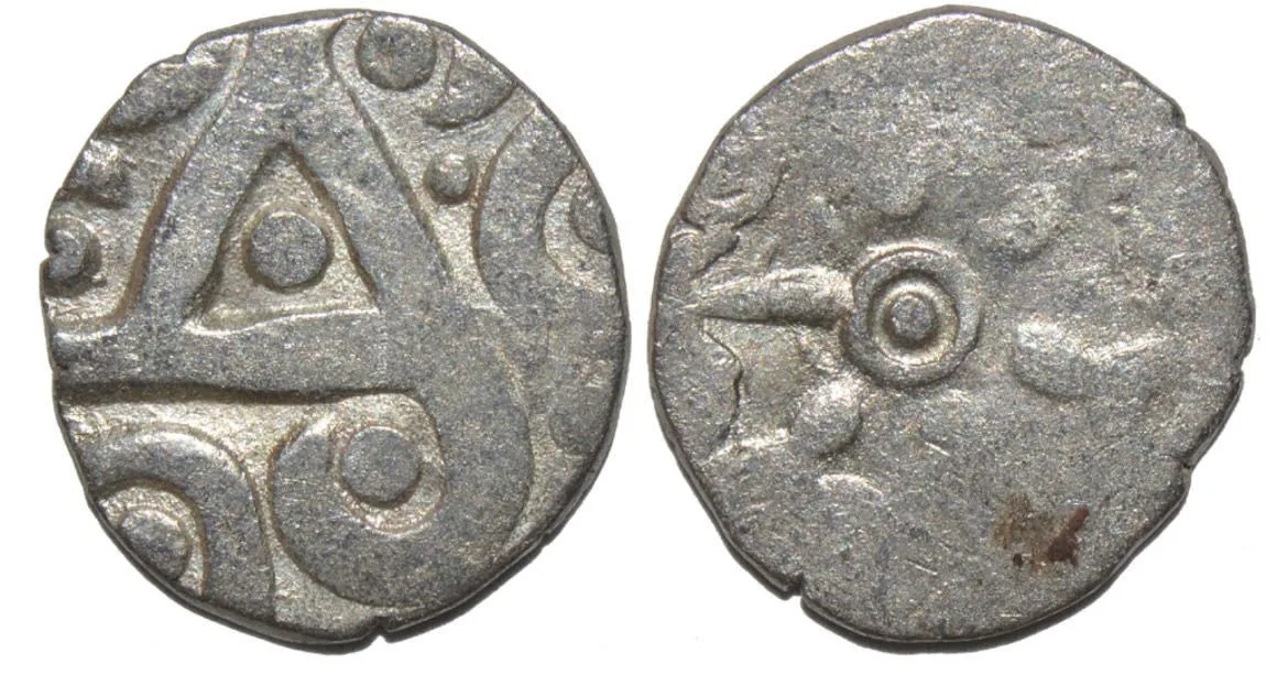 Kuru janapada, c.4th century BCE, Silver 15-mana, biface with 6-arm symbol, broa