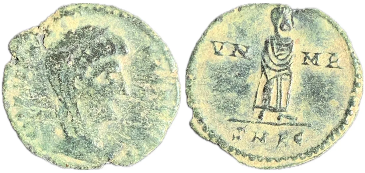 Divus Constantine I - Follis - Alexandria