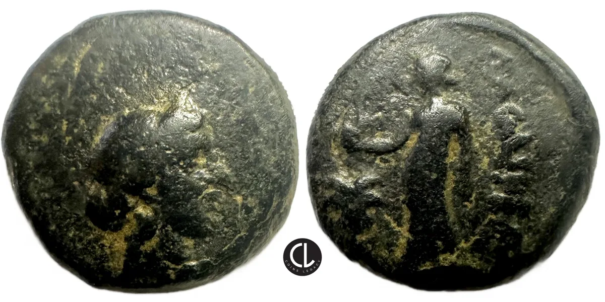 Phrygia, Laodicea, AE Circa 2nd-1st Centuries BC, Aphrodite / Aphrodite Holding Dove