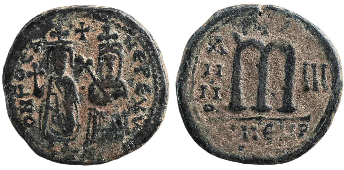 Phocas, 602-610, Follis (with Leontia)